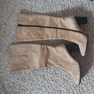 Vintage Newport News Tan Camel Leather Suede Go Go Heeled Boots